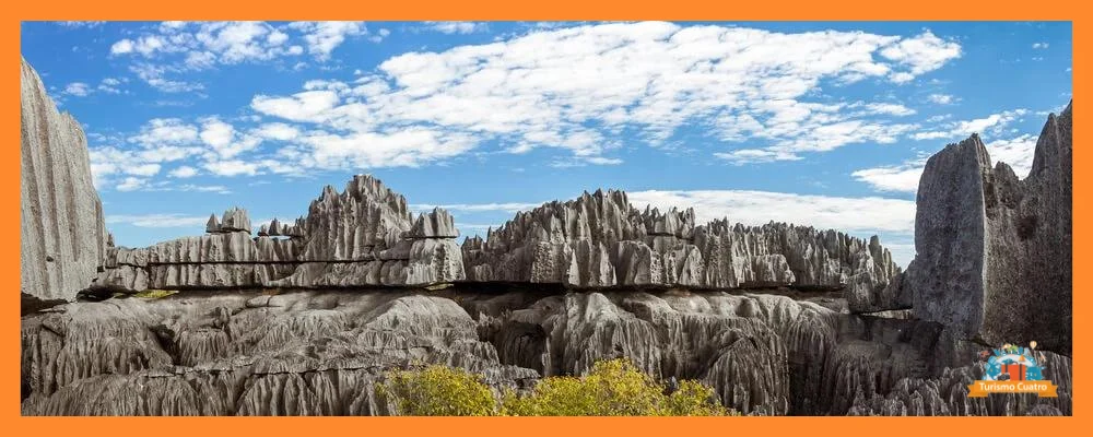 Grand tsingy en Madagascar